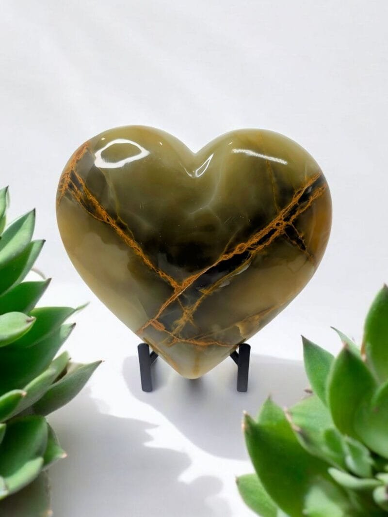Green Onyx Heart w/ Metal Stand (Collector's Item)