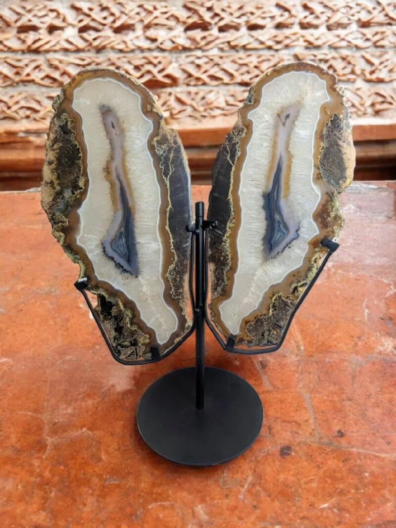 Agate Butterfly w/ Metal Stand