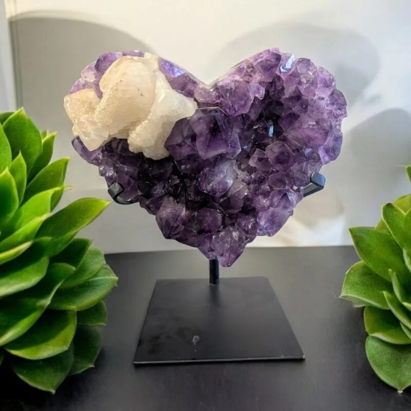Amethyst Heart w/ Metal Stand