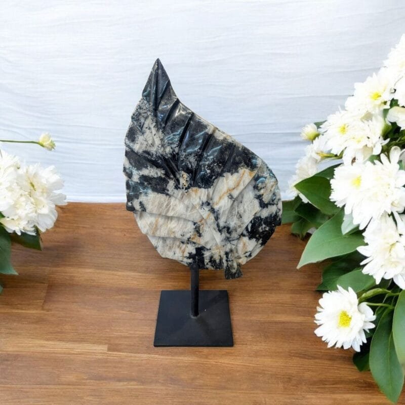 Tourmaline Leaf w/ Metal Stand
