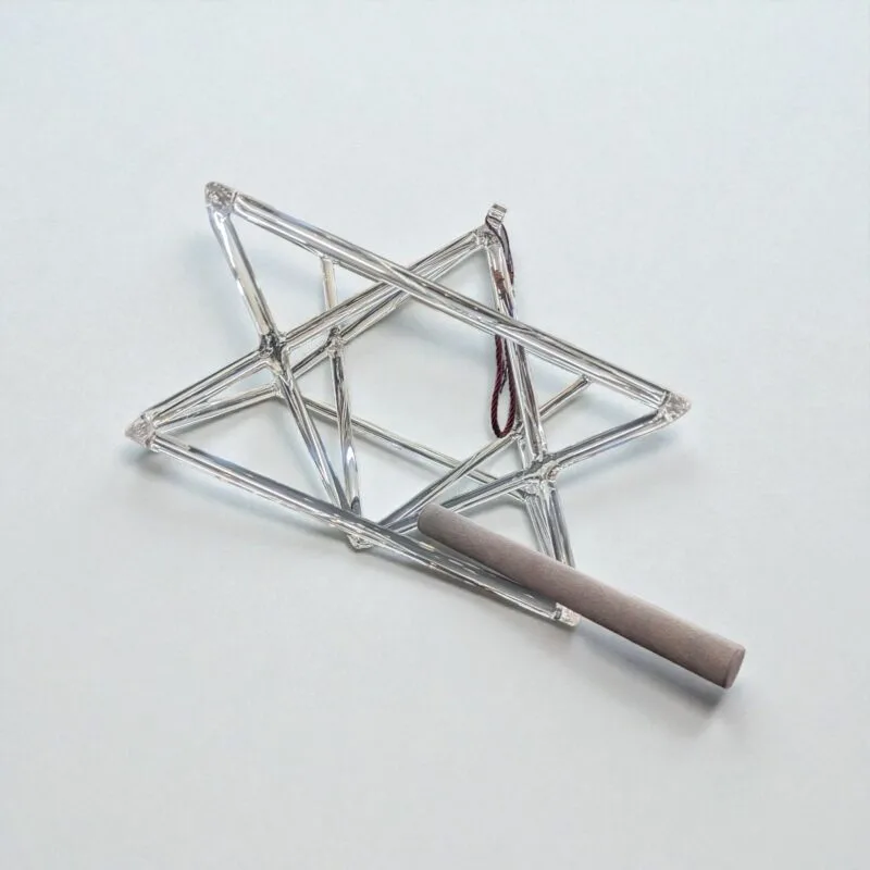 Clear Crystal Singing Merkaba Pyramid (M)